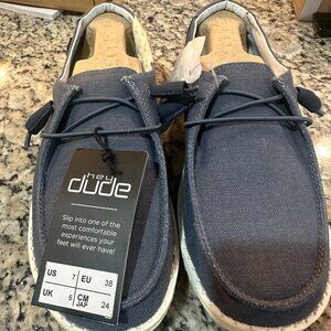 HEY DUDE WENDY CHAMBRAY NAVY WHITE 7